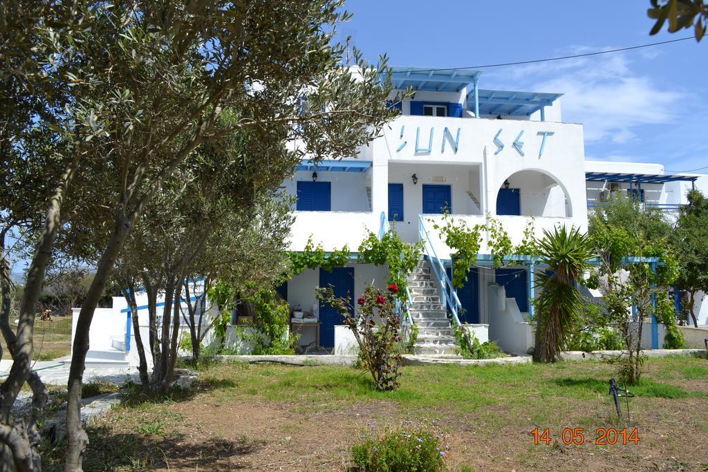 Sunset Aparthotel Агиос Прокопиос Стая снимка
