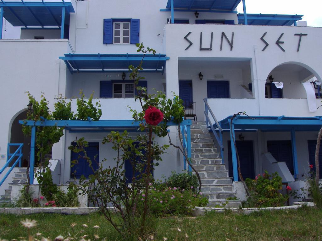 Sunset Aparthotel Агиос Прокопиос Стая снимка